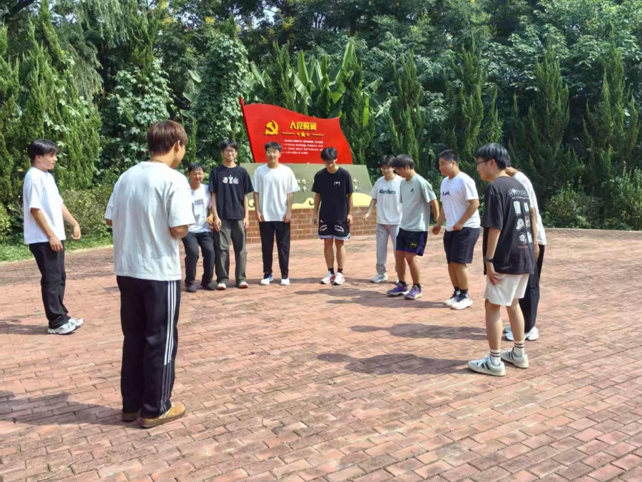 种信念·创秋趣·悦心灵——VSport体育举办“9·25就爱我”心理健康节主题系列活动